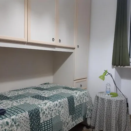 فندق مبيت وإفطار Tre Confini 3*