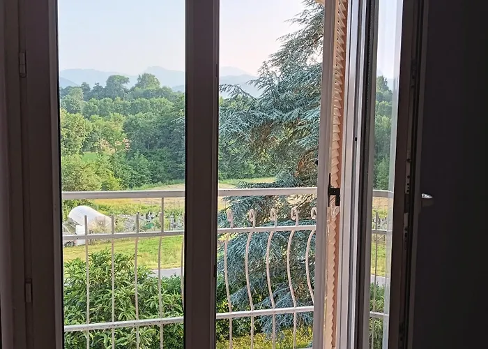 לינה וארוחת בוקר Tre Confini 3*